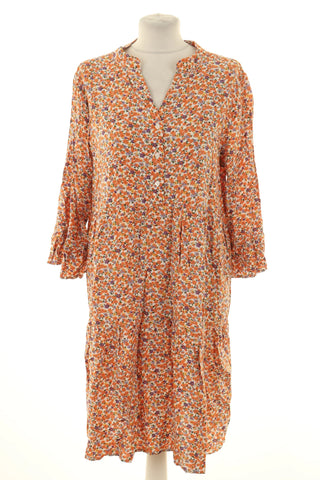 Kleid mit Blumenmuster