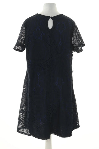 Dunkelblaues Kleid