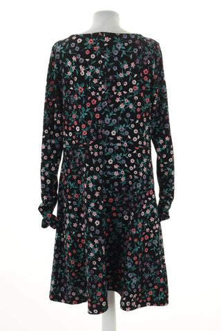 Kleid mit Blumenmuster
