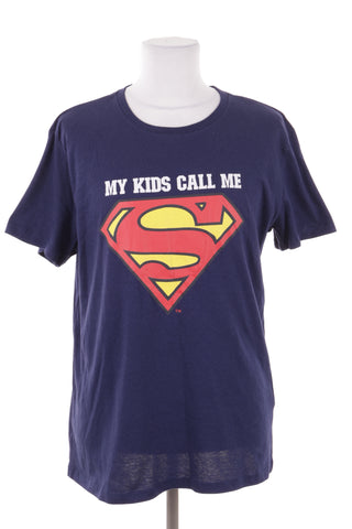 Dunkelblaues T-Shirt