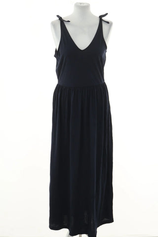 Dunkelblaues Kleid