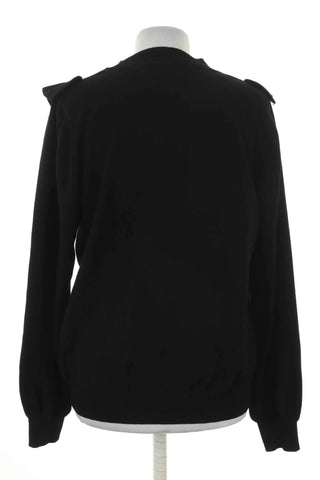 Schwarzer Pullover
