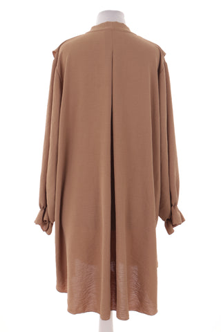 Beiges Kleid