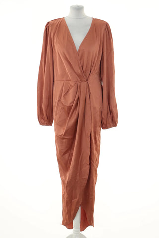 Oranges Kleid