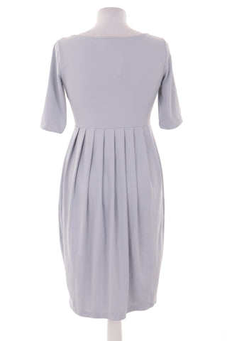 Blaues Kleid