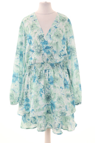 Kleid mit Blumenmuster