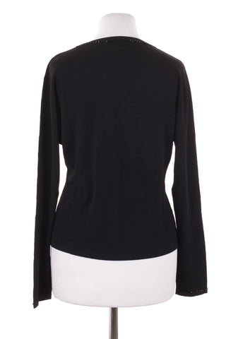 Schwarzer Pullover