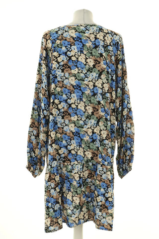 Kleid mit Blumenmuster