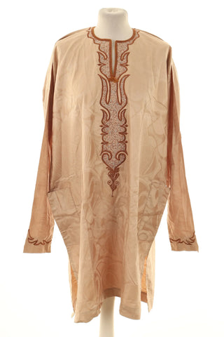Beiges Kleid