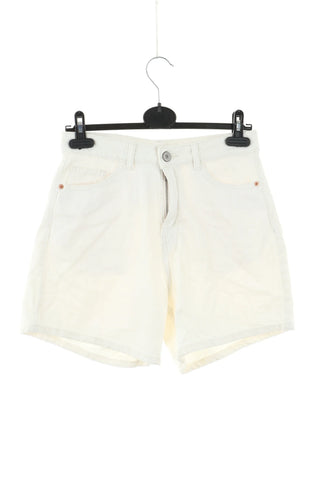 Weiße Shorts