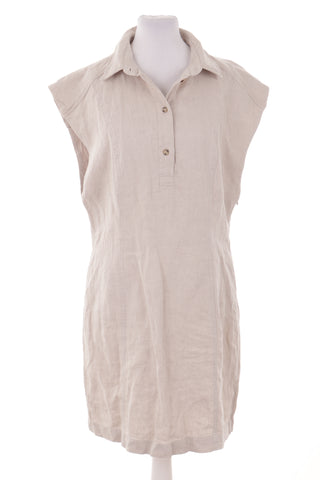 Beiges Kleid