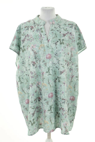 Grüne Bluse mit Blumenmuster