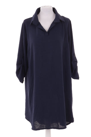 Dunkelblaues Kleid