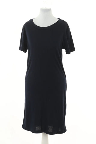 Dunkelblaues Kleid