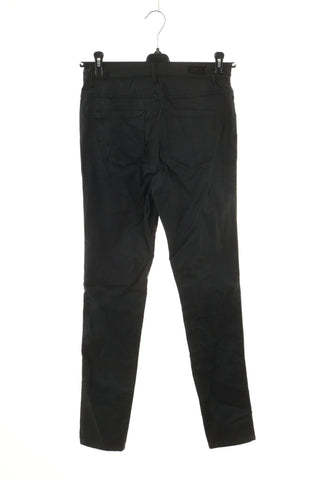 Schwarze Hose