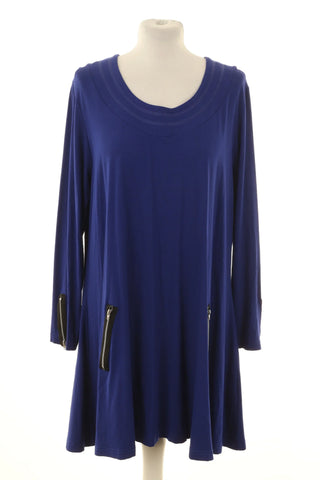 Kornblumenblaues Kleid