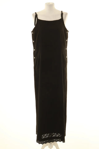 Schwarzes Kleid