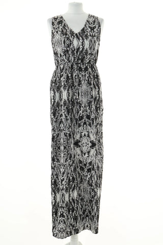 Schwarzes Kleid mit Muster