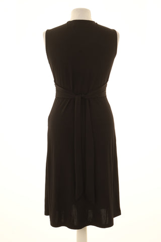 Schwarzes Kleid