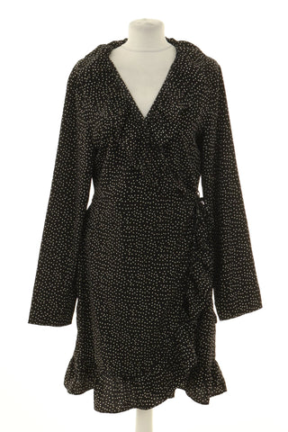 Kleid mit Punkten