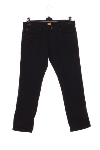 Schwarze Hose