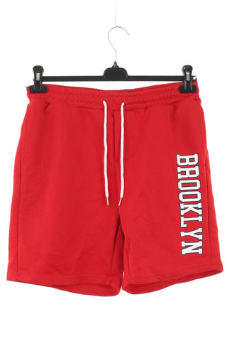Rote Shorts