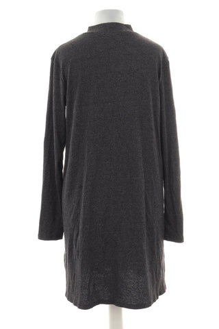 Graues Kleid