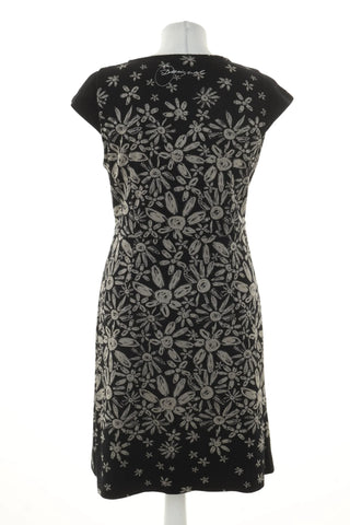 Kleid mit Blumenmuster