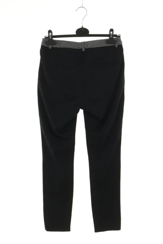 Grau-schwarze Hose