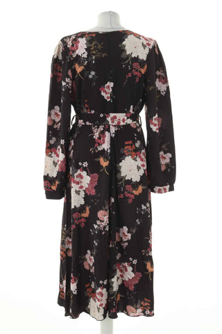 Kleid mit Blumenmuster