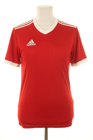Rotes T-Shirt