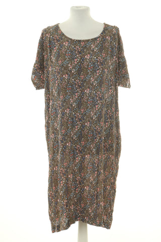 Kleid mit Blumenmuster