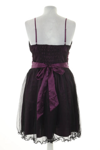Violettes Kleid