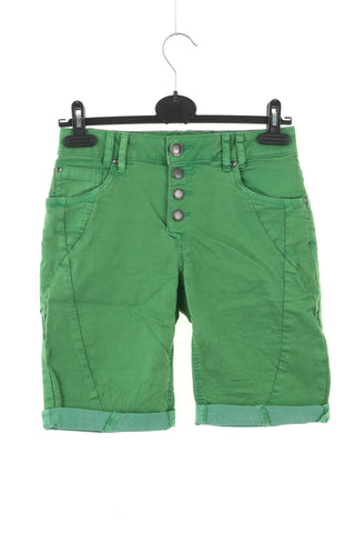 Grüne Shorts