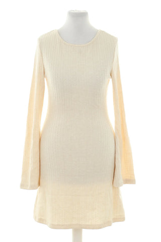 Cremefarbenes Kleid