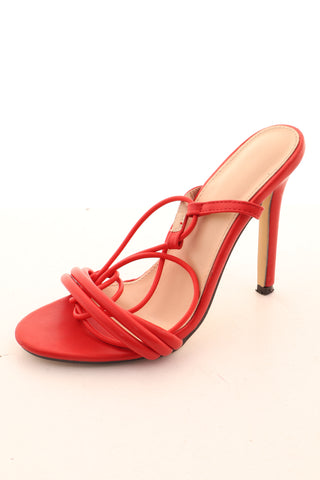 Rote Sandalen