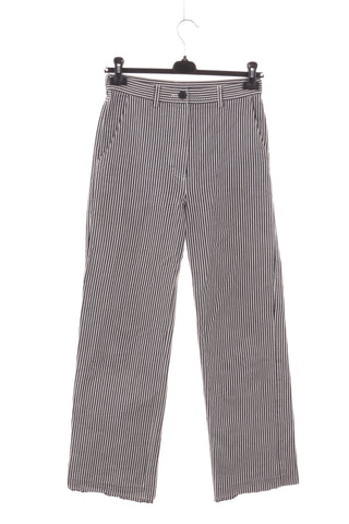 Hose mit Streifen