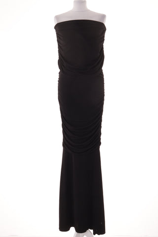 Schwarzes Kleid