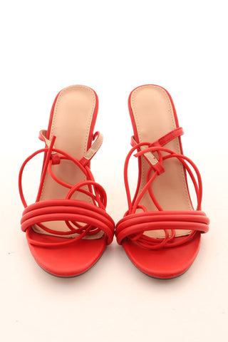 Rote Sandalen