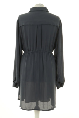 Graues Kleid