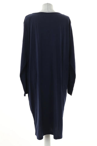 Dunkelblaues Kleid