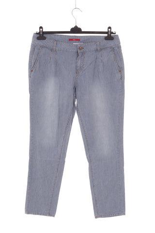 Hosen mit Gürtel