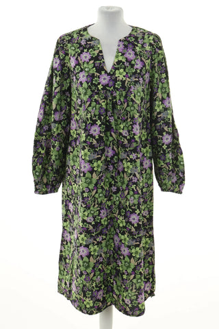 Kleid mit Blumenmuster