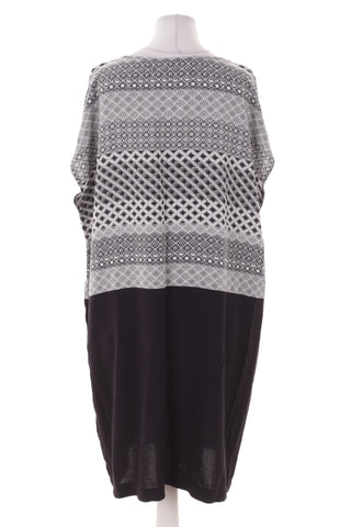 Kleid mit Muster