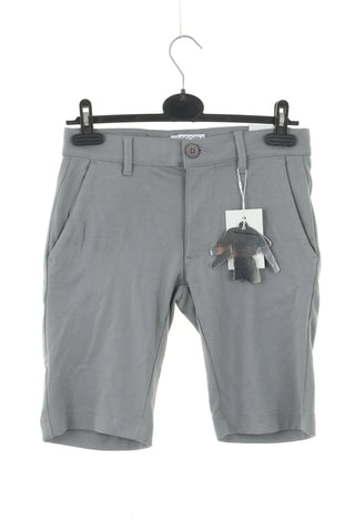 Graue Shorts