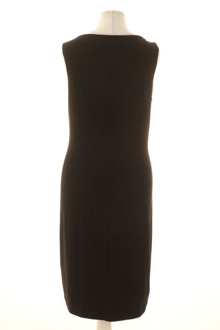 Schwarzes Kleid
