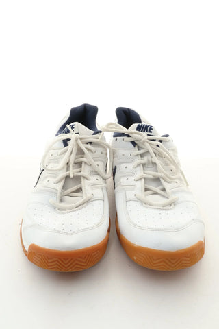 Weiße Schuhe