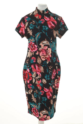 Kleid mit Blumenmuster