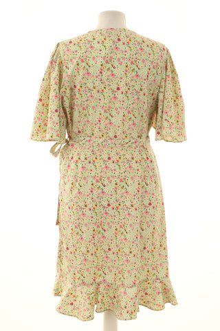 Kleid mit Blumenmuster