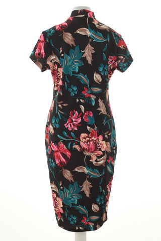 Kleid mit Blumenmuster